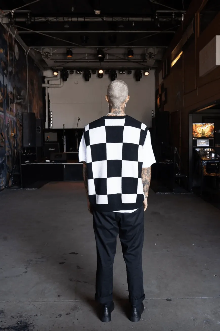 BILLY BONES CLUB CHECKERED KNIT UNISEX VEST - BLACK WHITE CHECK
