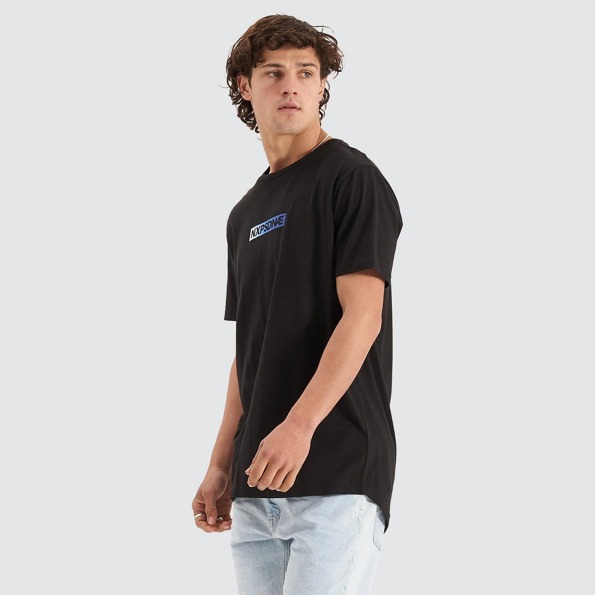 Fandom Cape Back Tee Jet Black